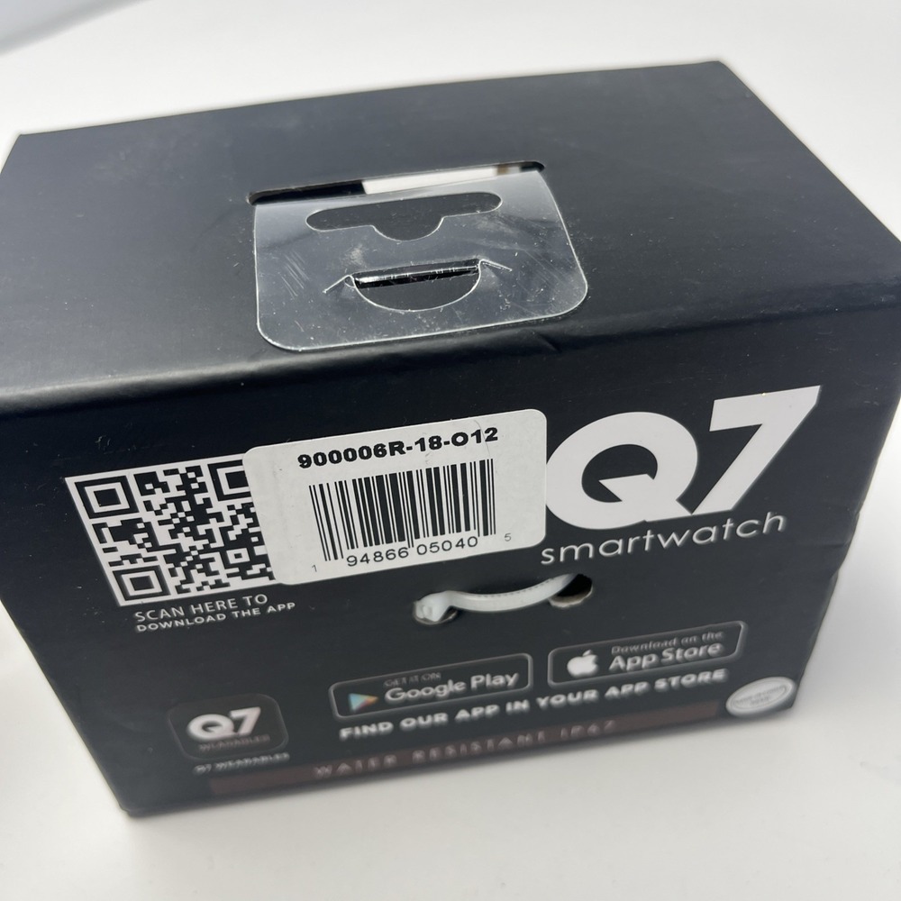 Q7 Wearables Smartwatch New Sealed W/ Extra Strap‎ - Picture 4 of 5